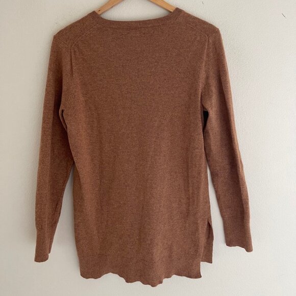 J. Crew Women's V-Neck Sweater in Warm Brown - Picture 4 of 6